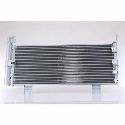 Saldi NISSENS 940450 Condensatore, Climatizzatore